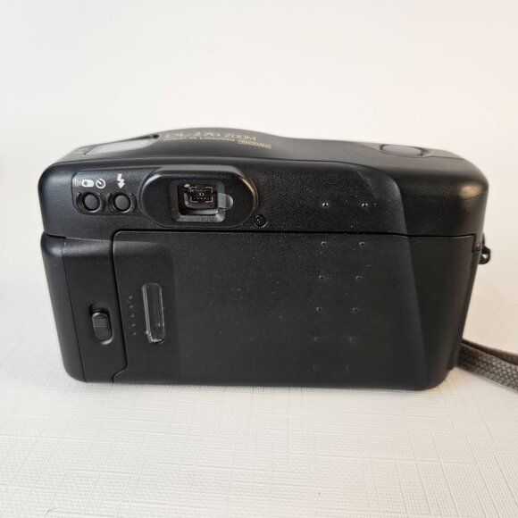 Fujifilm DL-270 Zoom 35mm Film Camera 35–70mm Super-EBC Fujinon Lens with Case - Picture 4 of 8